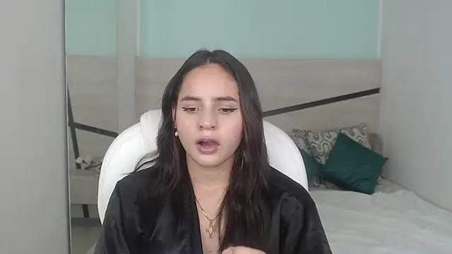 heidy hoiss online show from 12-21-24, 11:34