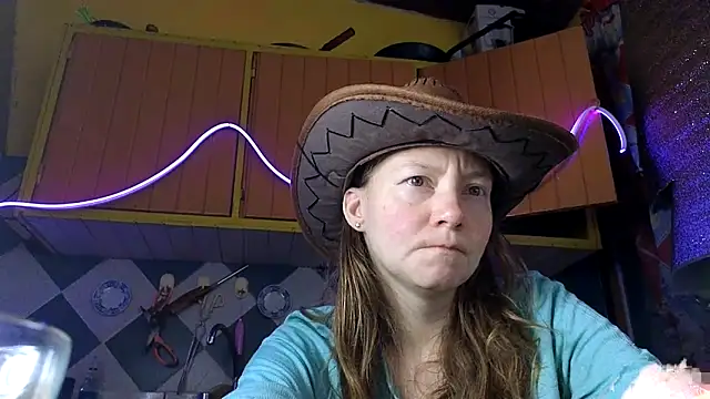 Jony Marta online show from 11-28-25, 03:39