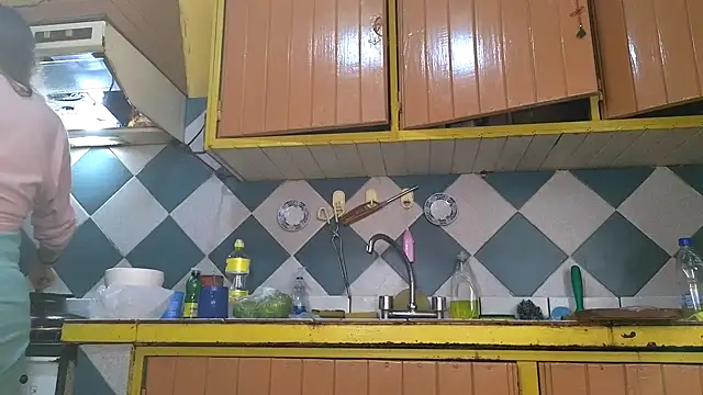 Jony Marta online show from 12-17-25, 02:27