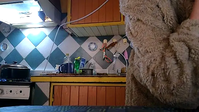 Jony Marta online show from 11-24-25, 01:22