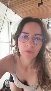 Snapshot of ssara_miranda chatting on 04-24-26, 03:47 ssara miranda online show from 04-24-26, 03:47