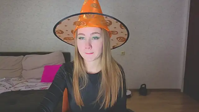 natali2550 online show from 10-28-25, 06:45