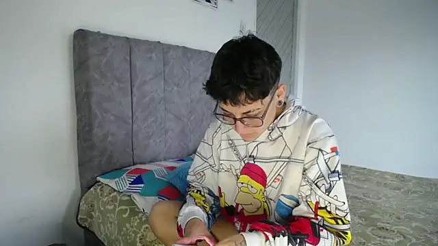 linda 33 online show from 02-16-26, 07:34