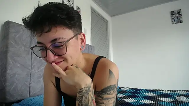 linda 33 online show from 03-28-26, 04:30