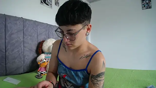 linda 33 online show from 03-13-26, 09:09