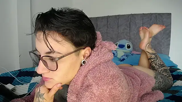 linda 33 online show from 02-05-26, 08:37