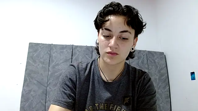 linda 33 online show from 11-23-25, 01:15