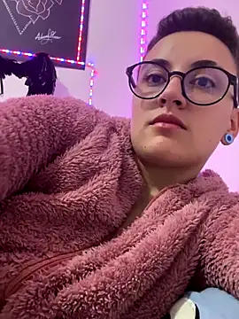 linda 33 online show from 12-03-24, 08:33