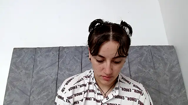 linda 33 online show from 10-23-25, 07:23