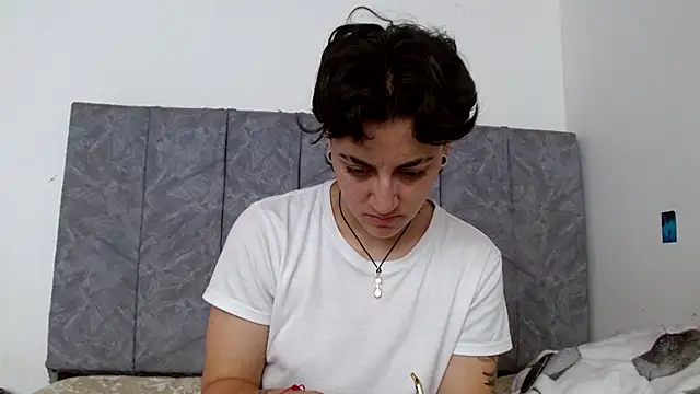 linda 33 online show from 11-11-25, 02:23