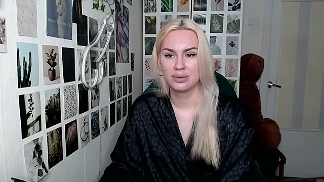 CapriScorpion online show from 10-23-25, 01:10