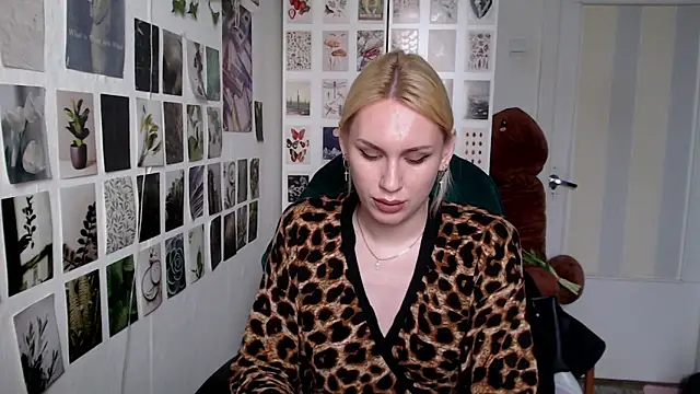 CapriScorpion online show from 05-07-26, 12:19