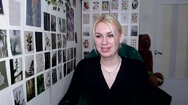 CapriScorpion online show from 04-28-26, 01:26