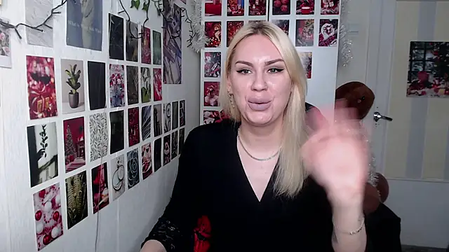 CapriScorpion online show from 12-22-25, 09:42