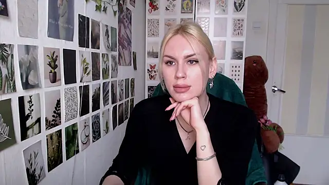 CapriScorpion online show from 04-30-26, 01:07