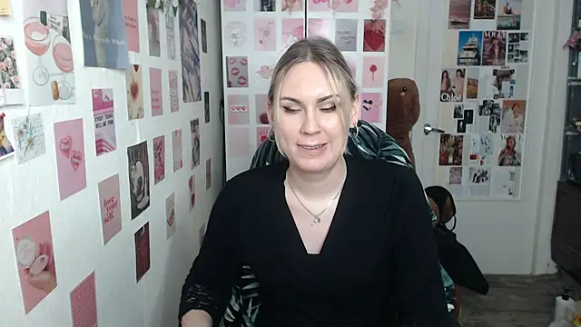 CapriScorpion online show from 03-15-25, 04:10