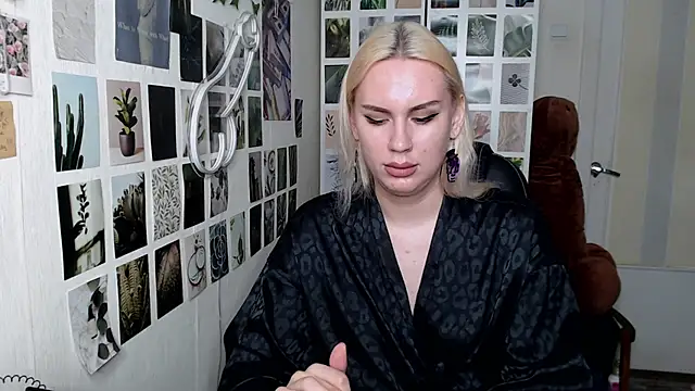 CapriScorpion online show from 10-31-25, 10:45