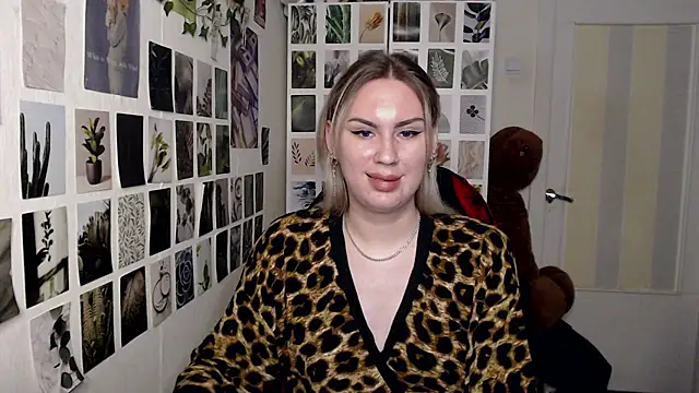 CapriScorpion online show from 09-15-25, 01:44