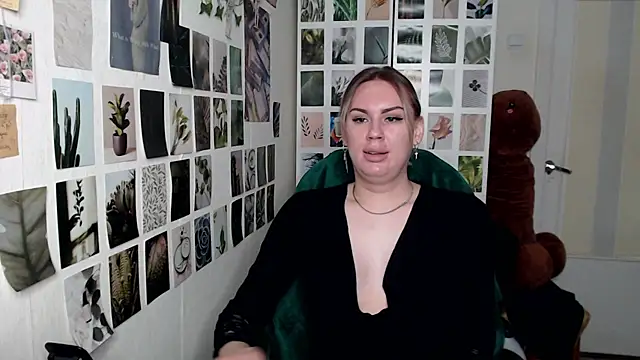 CapriScorpion online show from 09-19-25, 11:58