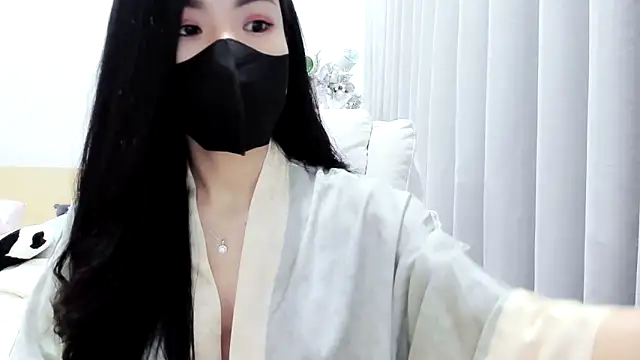 Lita-Julia online show from 11-20-25, 08:31