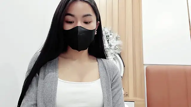 Snapshot of Lita-Julia chatting on 02-28-25, 03:04 Lita-Julia online show from 02-28-25, 03:04