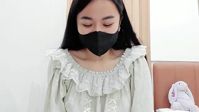 Snapshot of Lita-Julia chatting on 03-10-25, 08:34 Lita-Julia online show from 03-10-25, 08:34