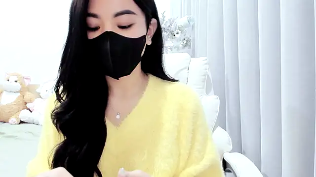 Lita-Julia online show from 12-16-25, 03:49