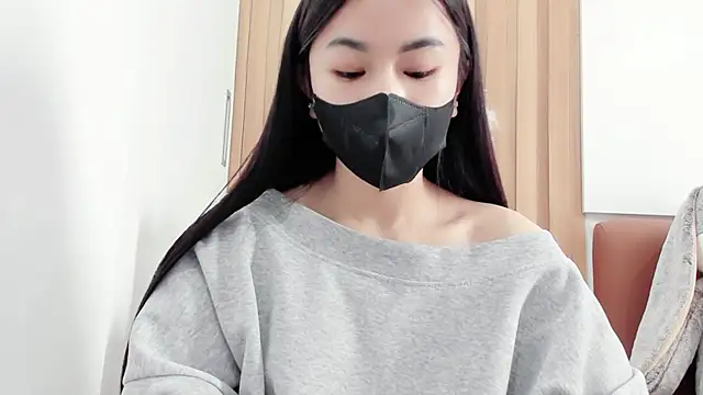 Snapshot of Lita-Julia chatting on 03-20-25, 04:51 Lita-Julia online show from 03-20-25, 04:51