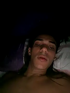 Snapshot of KatrinaQueen1 chatting on 11-03-25, 06:29 KatrinaQueen1 online show from 11-03-25, 06:29