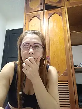 Snapshot of mademonsexy chatting on 06-10-26, 03:41 mademonsexy online show from 06-10-26, 03:41