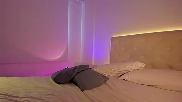 Snapshot of alaskavenom_ chatting on 10-29-25, 03:33 alaskavenom online show from 10-29-25, 03:33