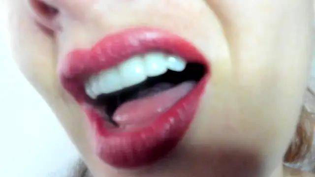 queen fetish online show from 03-04-26, 07:54