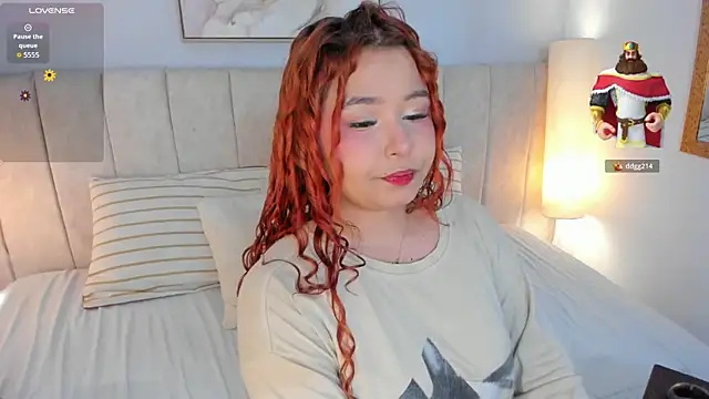 Atenea cuteee online show from 04-14-26, 02:16