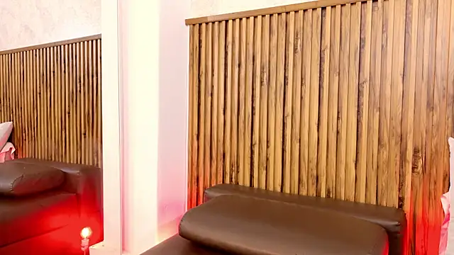 evelynjohnsoon online show from 09-30-25, 11:49