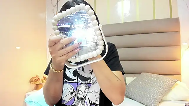 AnneDixie online show from 10-05-25, 03:08