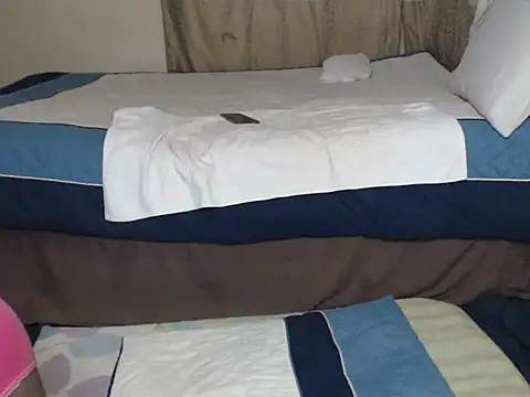 AdelaideT online show from 10-11-25, 01:17