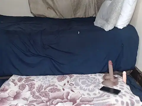 AdelaideT online show from 12-17-25, 12:59