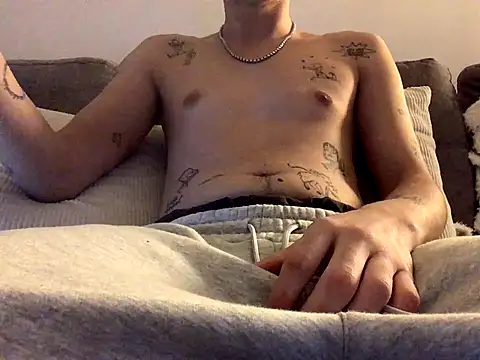 dominateurHot online show from 12-15-25, 04:24