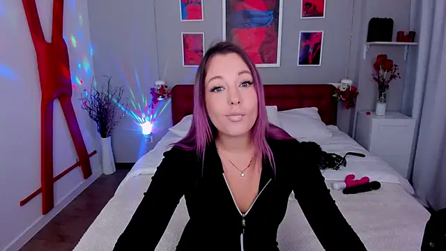 DanikaMorri online show from 10-18-25, 06:59