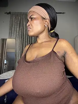 Snapshot of Bustygoddess32 chatting on 12-19-25, 10:56 Bustygoddess32 online show from 12-19-25, 10:56