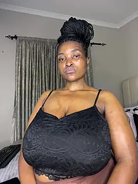 Snapshot of Bustygoddess32 chatting on 01-11-26, 01:01 Bustygoddess32 online show from 01-11-26, 01:01