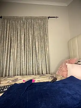 Snapshot of Bustygoddess32 chatting on 11-13-25, 12:47 Bustygoddess32 online show from 11-13-25, 12:47