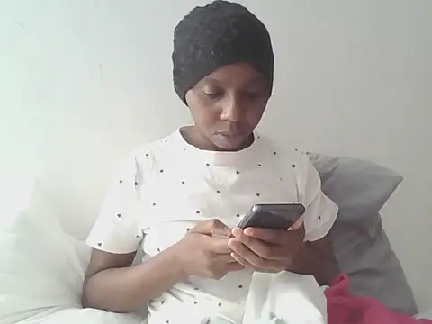 Sexxybella27 online show from 05-10-26, 01:46
