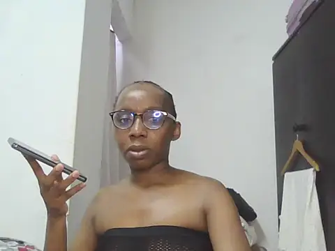 Sexxybella27 online show from 11-09-25, 07:40