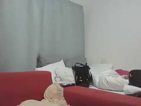 Sexxybella27 online show from 05-18-26, 08:13