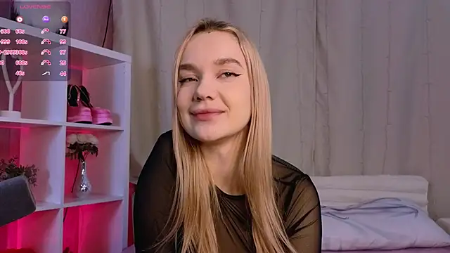 Snapshot of Viena_dias chatting on 02-17-25, 07:47 Viena dias online show from 02-17-25, 07:47