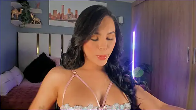 Bambi gurl online show from 04-12-26, 01:09