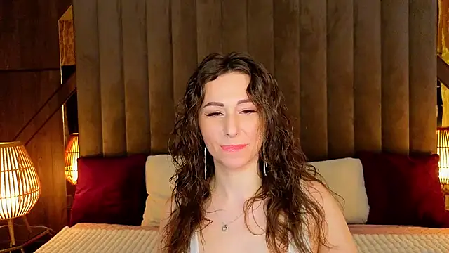 Snapshot of KimmmLi chatting on 05-07-26, 01:03 KimmmLi online show from 05-07-26, 01:03