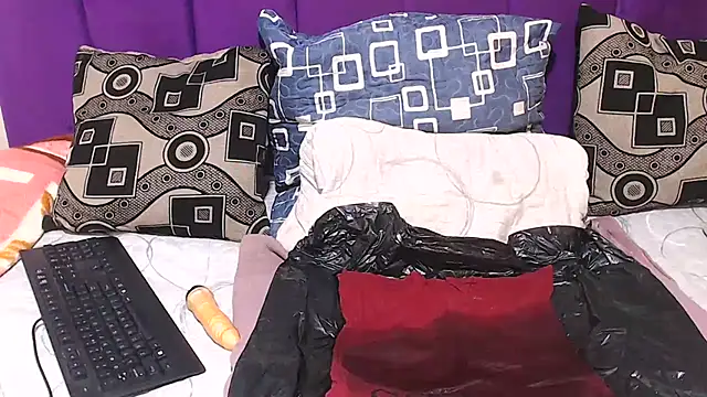 BLACKberry008 online show from 01-17-26, 03:26