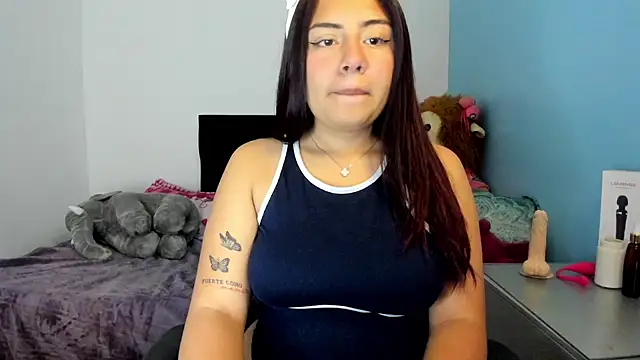 Charlotte cutee18 online show from 06-08-26, 11:00